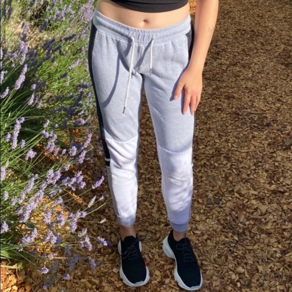 Colorblock Sweatpants/Joggers 🤍🖤